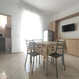 2* Appart hôtel Perla