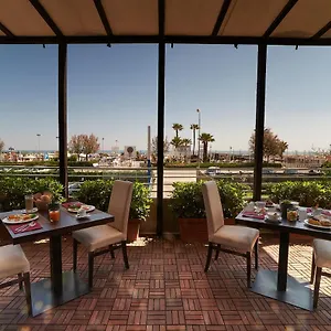 Alisei Palace 4*, Rimini Olaszország